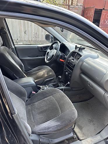 Hyundai: Hyundai Santa Fe: 2002 г., 2.4 л, Ручные, Бензин, Кроссовер — 8