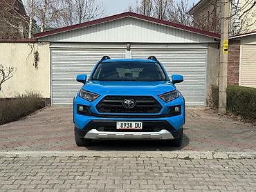 Toyota: Toyota RAV4: 2019 г., 2.5 л, Автомат, Бензин, Внедорожник — 2