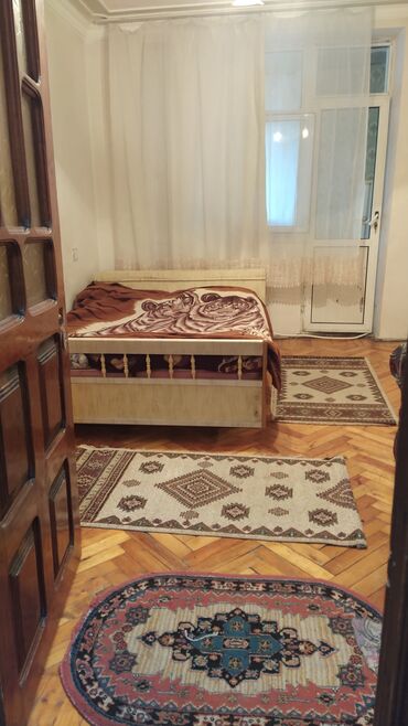 Uzunmüddətli kirayə mənzillər: Gəncədə Azertifakta Bina evi kirayə verilir təcili!!! 2otaqdi 3 otaq — 11