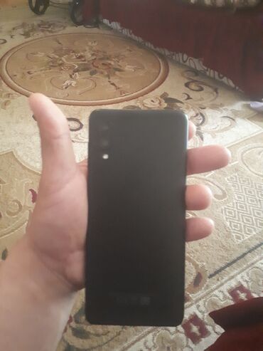20 manatlıq telefonlar: Samsung A02, 32 ГБ, цвет - Черный, Сенсорный, Две SIM карты