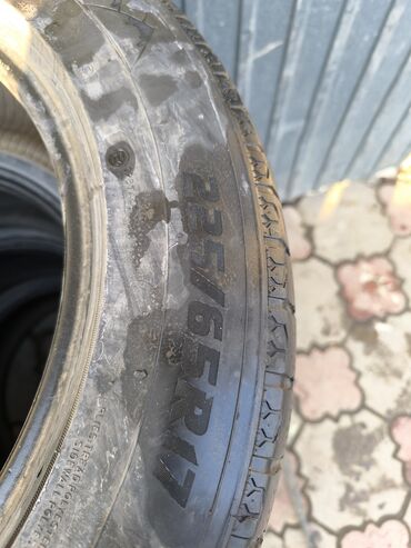 шина 22565r17: Шины 225 / 65 / R 17, Зима, Б/у, Комплект, Легковые, Япония, Bridgestone