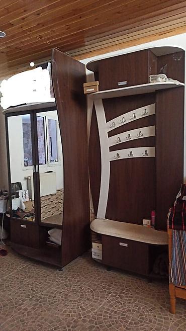 Dəhliz üçün çoxfunksiyalı giriş mebeli dəsti - Rəng: tünd qoz + açıq