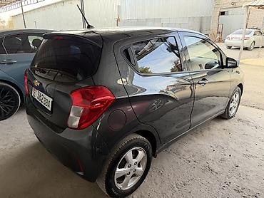 wuling mini ev: Chevrolet Spark: 2021 г., 1 л, Автомат, Бензин, Хэтчбэк — 4