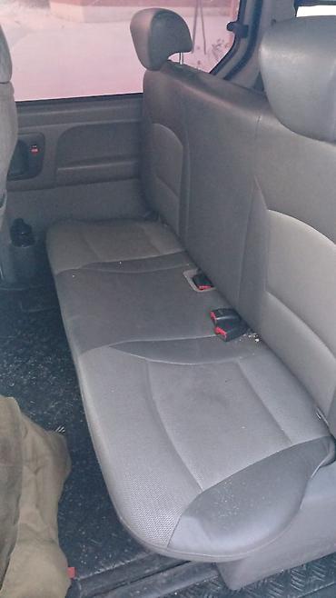 Hyundai: Продается микроавтобус/минивэн с просторным салоном и поперечной — 12