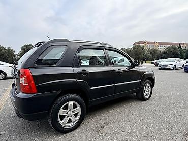 Kia: Kia Sportage: 2.7 l | 2008 il Krossover — 4