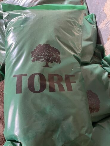 ətirşah bitkisi: TORF – Bağ və istixana üçün torf qarışığı - Yaşıl, möhkəm plastik