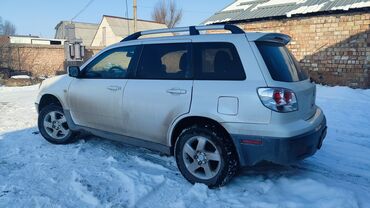 паджеро 2: Mitsubishi Outlander: 2002 г., 2.4 л, Автомат, Бензин, Кроссовер