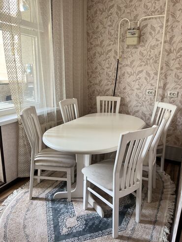 кухонный стол с стульями: Кухонный гарнитур, Стул, Стол, цвет - Белый, Б/у