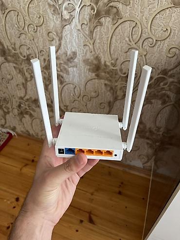 TP-Link Archer C54 (AC1200 Dual-Band) Wi‑Fi router - İki zolaq: 2.4