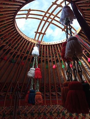 Продажа юрт: Юрта (традиционная кочевая жилищная конструкция) с полным внутренним — 5