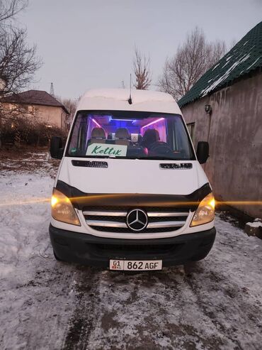 спринтер грузовой бортовой: Mercedes-Benz Sprinter: 2009 г., 2.7 л, Механика, Дизель, Бус