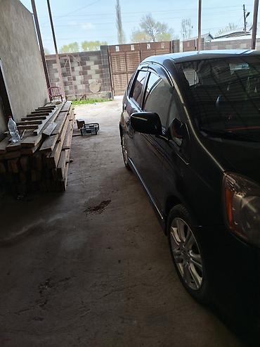 Продажа авто: Honda Fit: 2010 г., 1.5 л, Автомат, Бензин, Хэтчбэк — 4