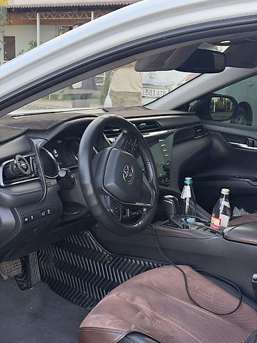 toyota гибрид: Toyota Camry: 2019 г., 2.5 л, Вариатор, Гибрид, Седан — 5