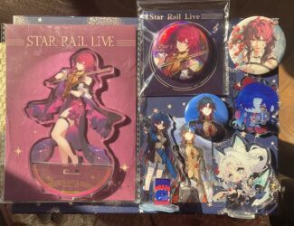 gumuş qaşıq alıram: Genshin və Honkai star rail oyunlardan merç satılıram. kolleksia üçün