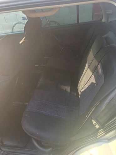 Volkswagen: Volkswagen Vento: 1994 г., 1.8 л, Механика, Бензин, Седан — 26