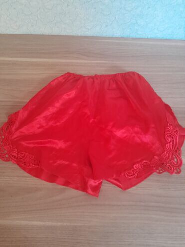 idman şort: Women's Short S (EU 36), rəng - Qırmızı