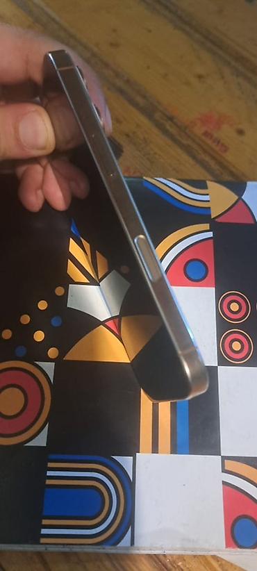 Apple iPhone: IPhone 16 Pro, 128 GB, Ağ, Face ID — 3