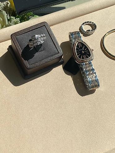 Ювелирные изделия: Кольца и Часы в стиле BVLGARI Serpenti - Женские наручные часы — 1