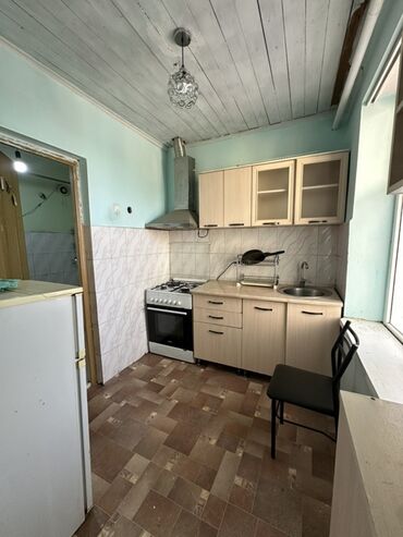 аренда квартир на долгий срок в городе ош: 2 комнаты, Собственник, С мебелью частично