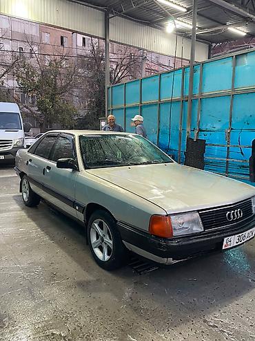 глушитель ауди 100: Audi 100: 1989 г., 2.3 л, Механика, Бензин — 2