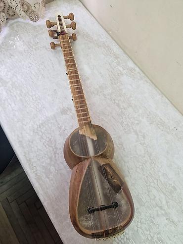 Tar: Tar – milli simli musiqi aləti - Korpus: iki hissəli armud formalı — 2