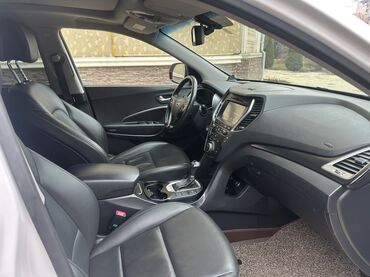 Hyundai: Hyundai Santa Fe: 2016 г., 2 л, Автомат, Дизель, Кроссовер at lalafo.kg — 8 Hyundai: Hyundai Santa Fe: 2016 г., 2 л, Автомат, Дизель, Кроссовер — 8