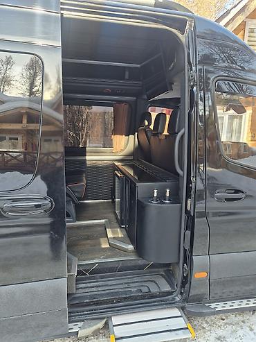 Пассажирский бус на заказ: VIP салон 
Бус на заказ — 13