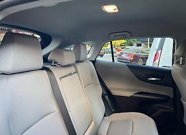 byd da tang: Toyota Venza: 2021 г., 2.5 л, Вариатор, Гибрид, Кроссовер — 10