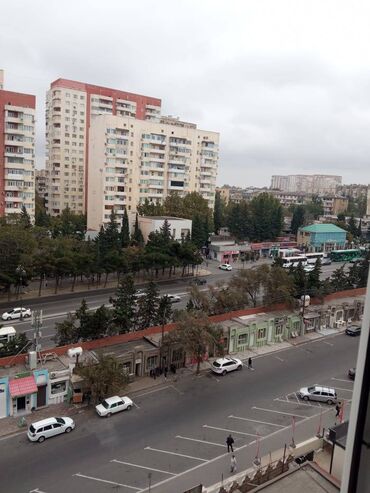 Köhnə tikili: Bakı, 3 otaqlı, Köhnə tikili, m. Xalqlar Dostluğu, 55 kv. m — 12