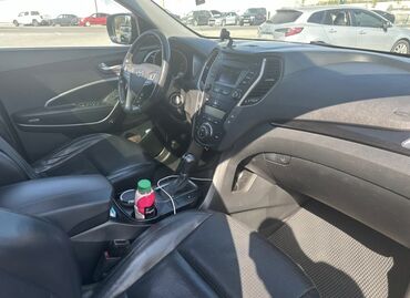 Hyundai: Hyundai Santa Fe: 2.4 l | 2012 il Ofrouder/SUV — 6