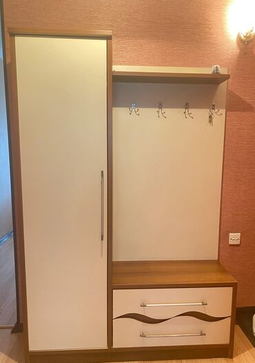 qapi ustu: Açılan, 1 qapı Düz dolab, Dəhliz dolabı