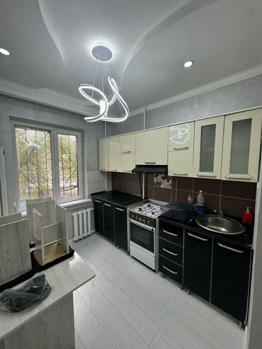 Продажа квартир: 2 комнаты, 53 м², 105 серия, 2 этаж, Дизайнерский ремонт