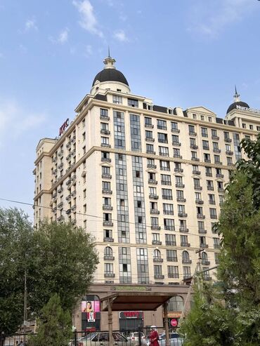помощник зав складом: 2 комнаты, 80 м², Элитка, 14 этаж, Евроремонт