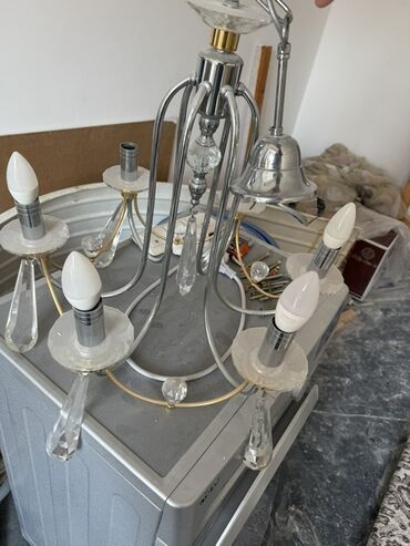 стеклянный стол: Подвесная люстра количестве 2 штук одинаковые, цена за 1 шт 1500