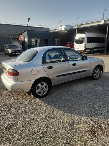 385 65 22 5 балон: Daewoo Lanos: 1997 г., 1.5 л, Механика, Бензин, Седан