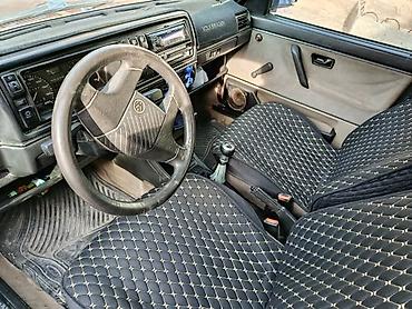 jetaur t2: Volkswagen Jetta: 1991 г., 1.8 л, Механика, Бензин, Седан — 9