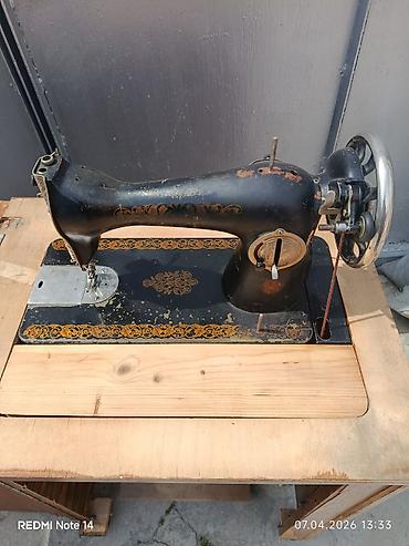 dikis masini: Mekanik tikiş maşını və dolablı ayaq pedalı komplekti - Klassik — 2