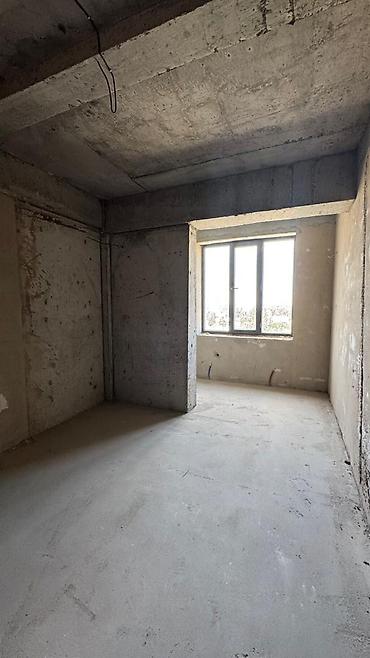 цена ош: 1 комната, 37 м², Ошский рынок / базар 8 этаж, ПСО (под самоотделку) — 4