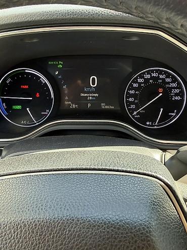 на тайоту: Toyota Avalon: 2018 г., 2.5 л, Вариатор, Гибрид, Седан — 10