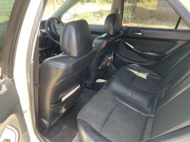 w220 боковое дерево салон: Honda Accord: 2002 г., 2.3 л, Автоматтык, Газ, Универсал