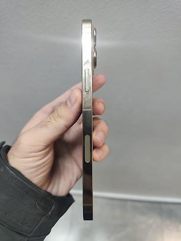 iphone 5se: Продаю 13 про Макс 256 87% батарея всё родное,на дисплее трещины — 2
