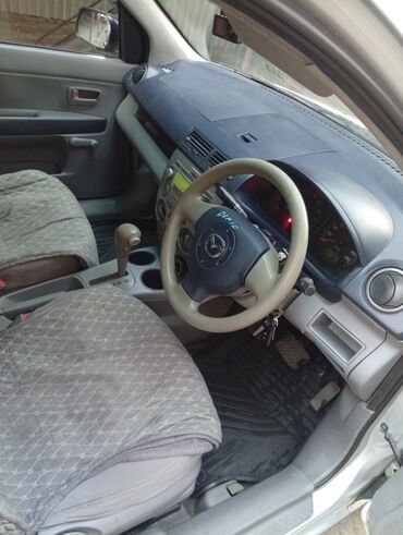 Mazda: Mazda Verisa: 2003 г., 1.3 л, Автомат, Бензин, Хэтчбэк — 8