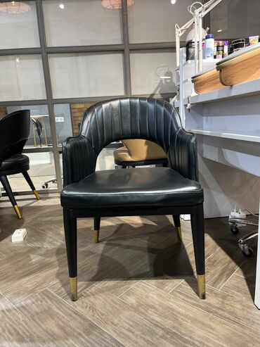 Мойки и раковины: Продается!!!! Распродают Салон по стоимости )можете звонить или писать — 10