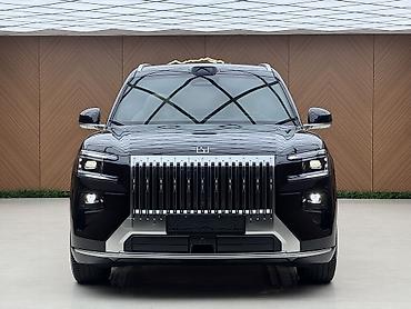 tesla model x: Zeekr 8X: 2 л | 2026 г. Кроссовер — 2