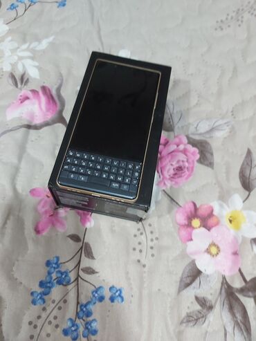 Blackberry: Blackberry Key2 Le, rəng - Qara