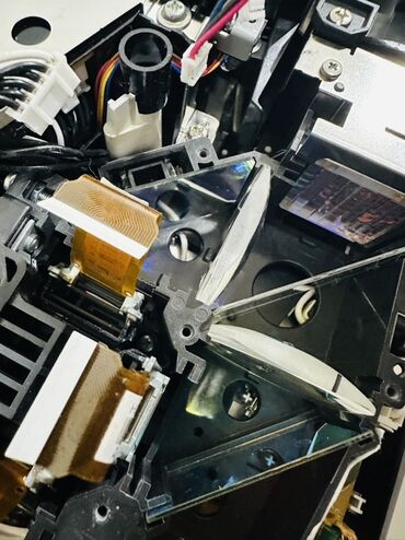 Digər ehtiyat hissələri: Proyektor lampaları və ehtiyat hissələri dəsti - Müxtəlif model — 53