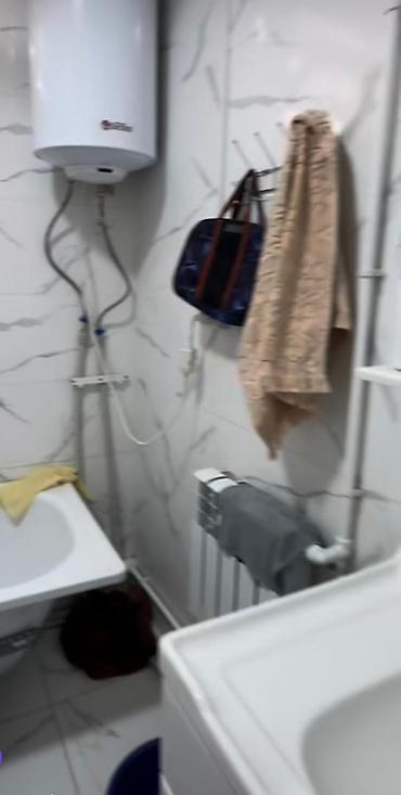 Продажа коттеджей и домов: 🏡 Срочно продаётся дом в ж/м Ак-Ордо 3! 📐 4 сотки | 🛏️ 4 комнаты | 📏 at lalafo.kg — 6 Продажа коттеджей и домов: 🏡 Срочно продаётся дом в ж/м Ак-Ордо 3! 📐 4 сотки | 🛏️ 4 комнаты | 📏 — 6