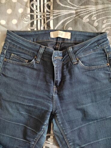 farmerice m denim: Zara basic farmerice, velicina 36 ili S. U dobrom stanju