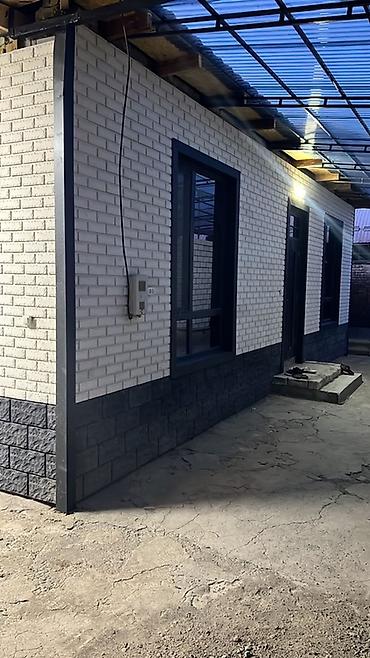 дом модульные: Продается дом Новопавловка ленински р-н г.Бишкек 10 соток по — 3
