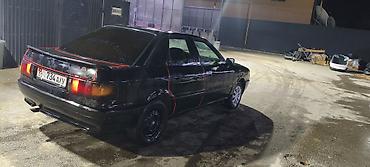 Продажа авто: Audi 80: 1990 г., 1.8 л, Механика, Бензин, Седан — 3